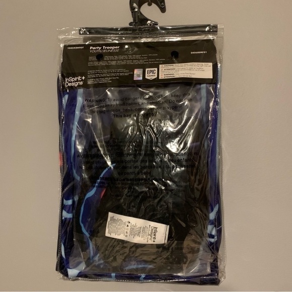 NWT. FORTNITE Party Trooper Kids Costume - Picture 5 of 5